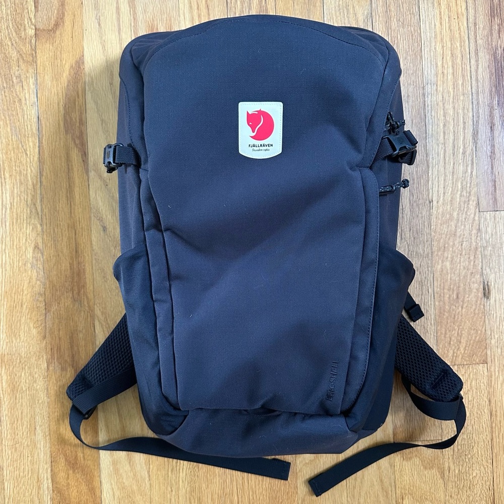 Fjallraven Ulvo 23 Daypack with laptop sleeve — Like New